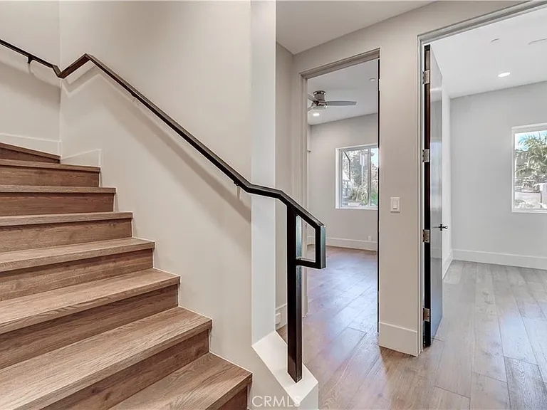 716 N Juanita Ave #A — Photo 52