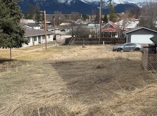 10 Dewey Ave, Eureka, MT 59917