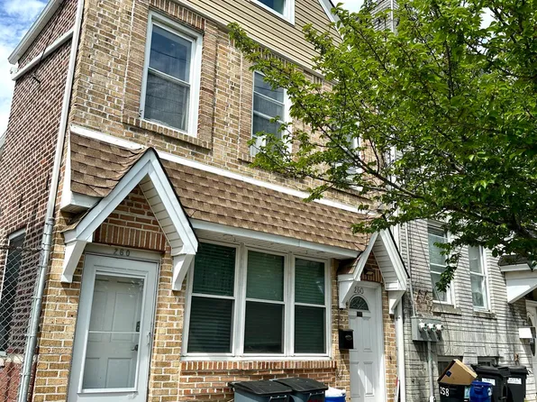 260 Sand Ln, Staten Island, NY 10305