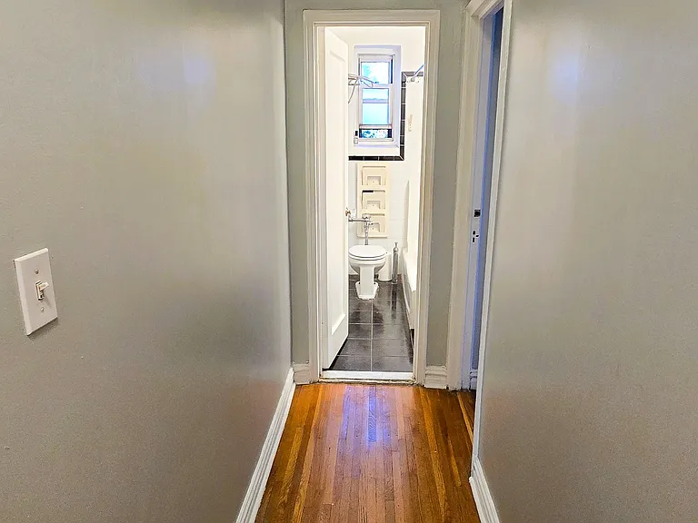 6141 Saunders St #B25 — Photo 15