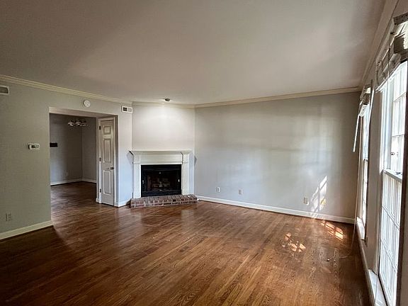 4th image of 1931 18th Ave S