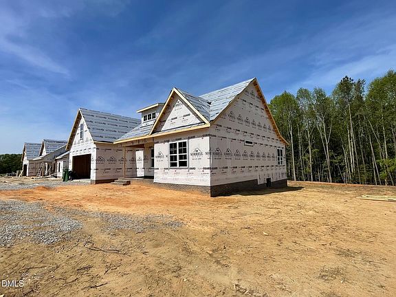 3rd image of 1827 S Big Woods Rd
