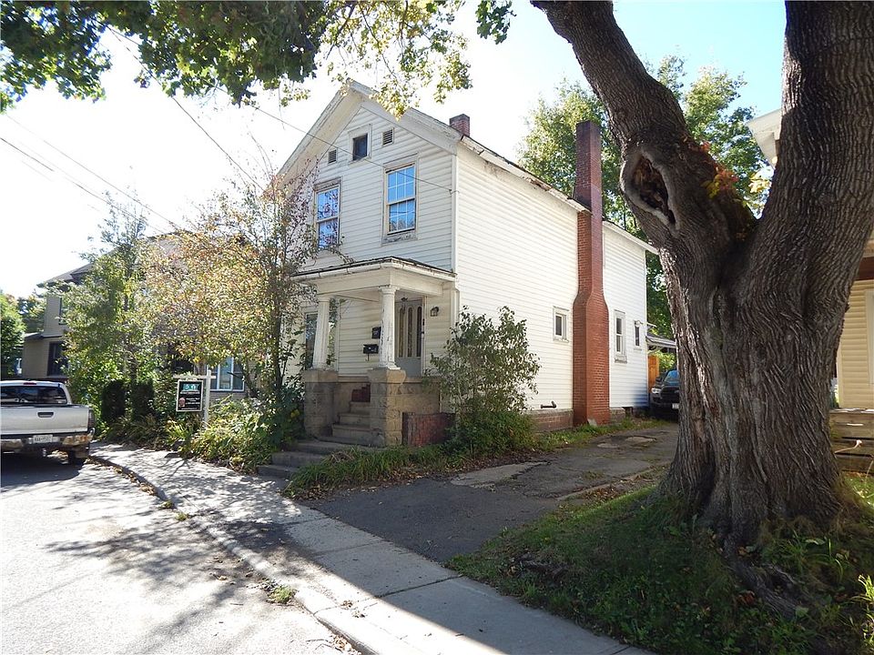 1st image of 3 Pine St