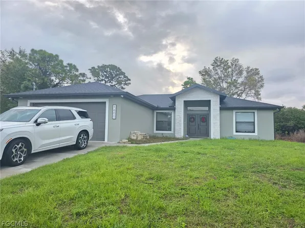 1600 Fred Ave N, Lehigh Acres, FL 33971