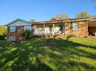 28 Providence Rd, Fayetteville, TN 37334