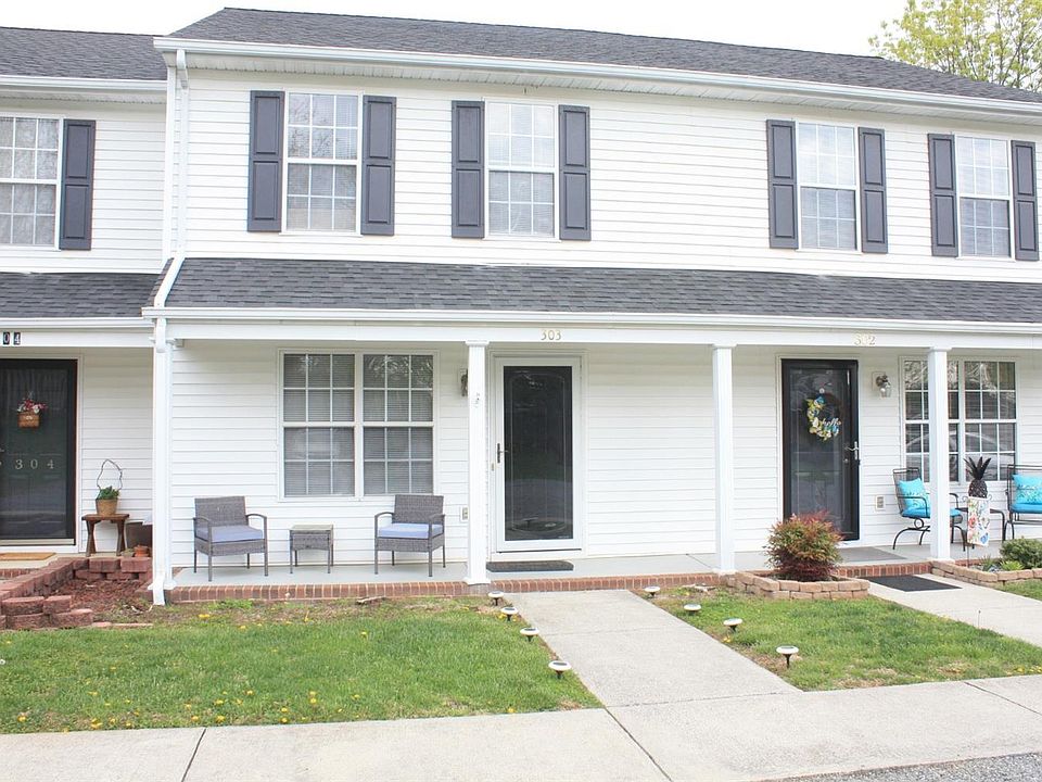 1st image of 303 Royal Garden Ct