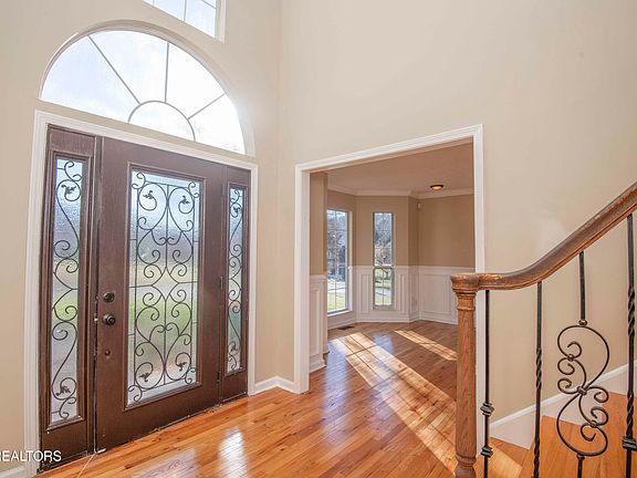 5th image of 1007 Shadow Wood Ln