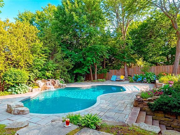 2nd image of 1387 Willowdown Rd