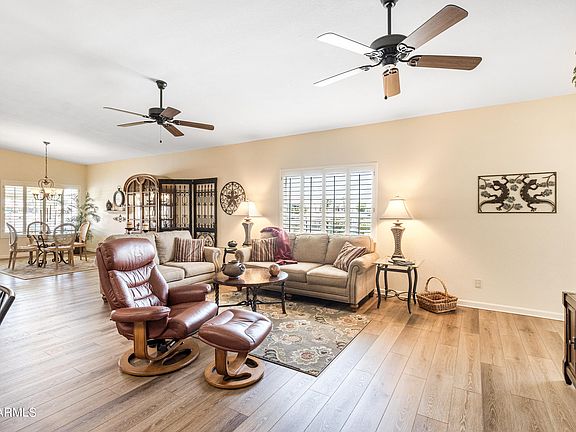 5th image of 2108 N SWEETWATER Drive