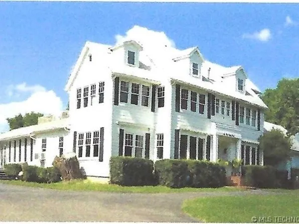 1 W 81st St, Tulsa, OK 74132