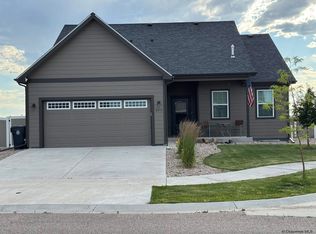 2212 Goodnight Trl, Cheyenne, WY 82007