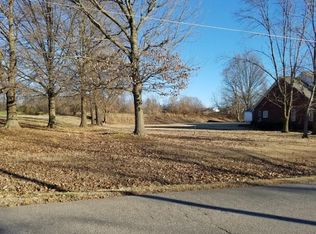 Poplar St N, Dyer, TN 38330