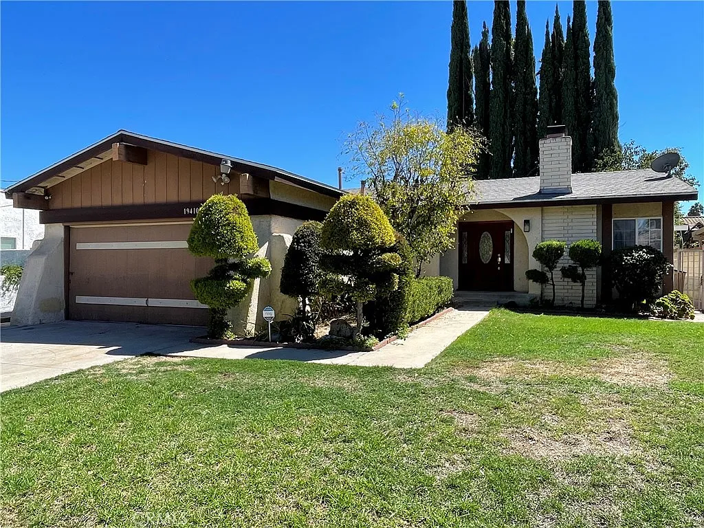 3 bed, 1462 sqft, $3,950 — Photo 1