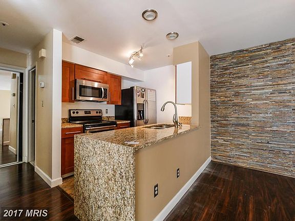 5th image of 5905 Barbados Pl APT 203