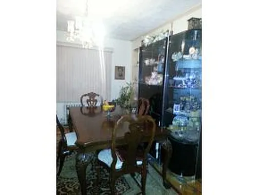 Sold by Remax Real Estate Professionals | media 4