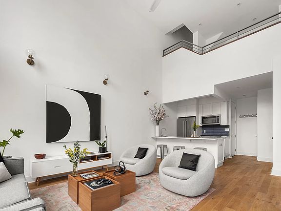 2nd image of 298 20th St #B