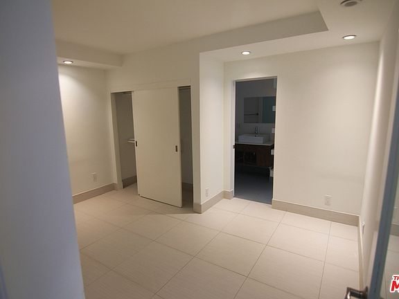 4th image of 3949 Los Feliz Blvd Unit 111