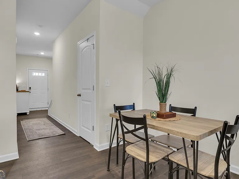 62 Chastain Cir — Photo 15