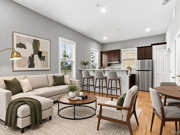 4th image of 1786 W Willis St #1