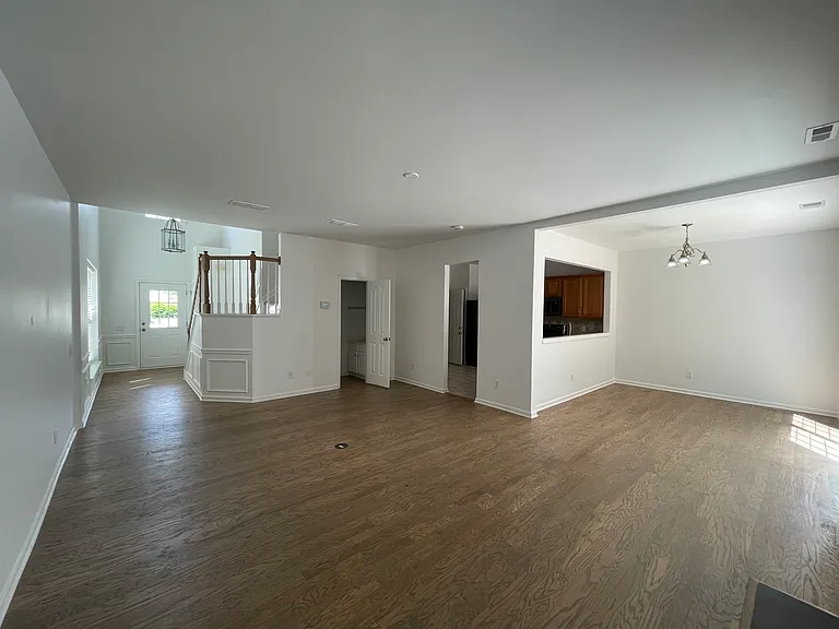 9033 McAlwaine Preserve Ave — Photo 6