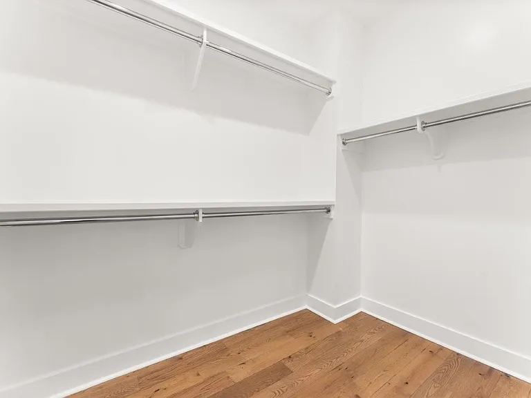 2050 Jabez Dr — Photo 29