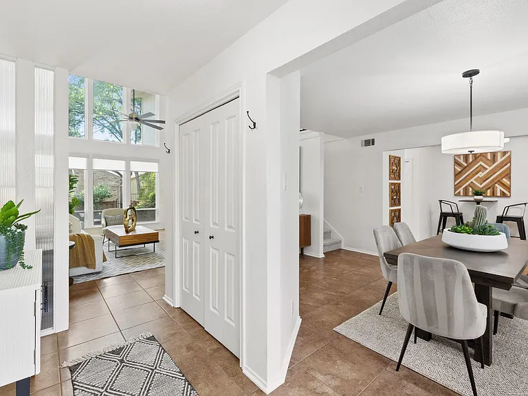 8346 Summerwood Dr — Photo 10