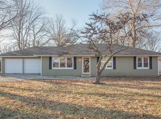 15441 Leavenworth Rd, Basehor, KS 66007