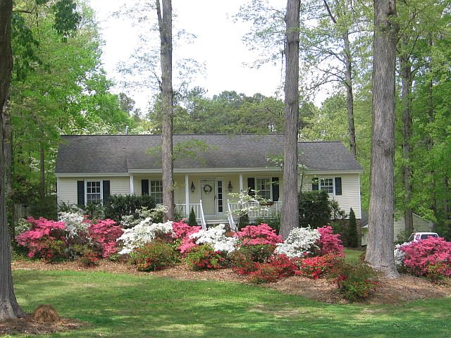 1st image of 321 Delane Dr