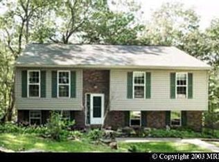 2730 Aspen Dr, Hampstead, MD 21074