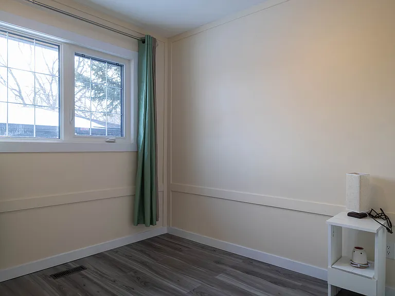 223 Rita St — Photo 18