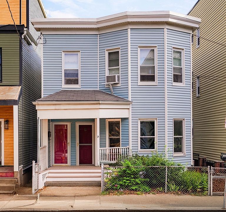 1st image of 7 Palermo St Unit 7