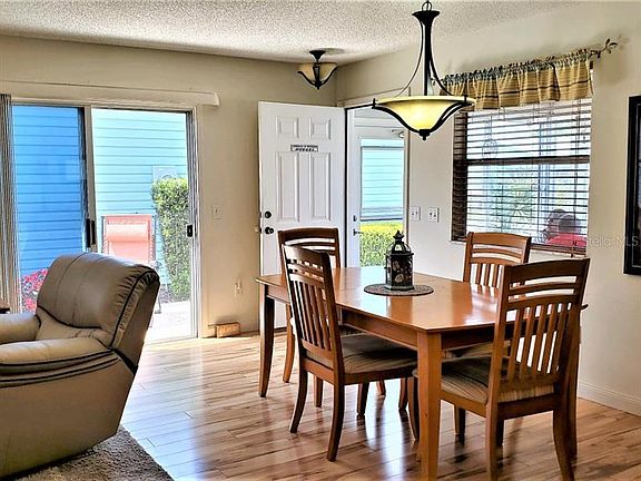 3rd image of 1712 Moreno Pl