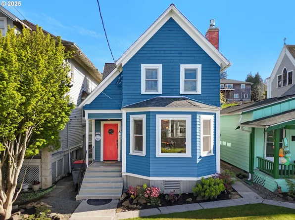 1583 Franklin Ave, Astoria, OR 97103