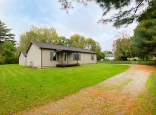 12 Matthew Dr, Rossville, IN 46065