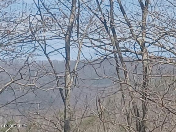 4th image of Waters End Rd