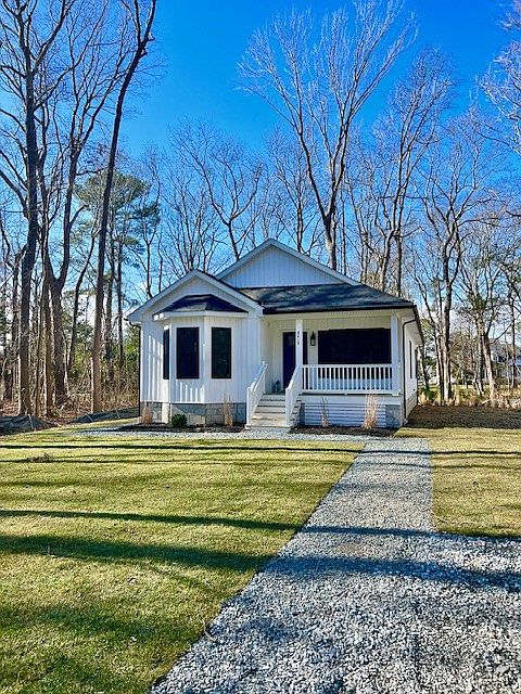 1st image of 8419 Raccoon Ln