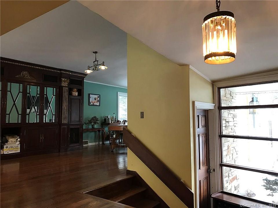 152 Cascade Rd, Stamford, CT 06903 Zillow