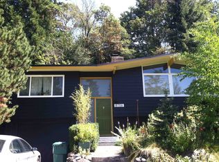 8706 25th Ave NE, Seattle, WA 98115