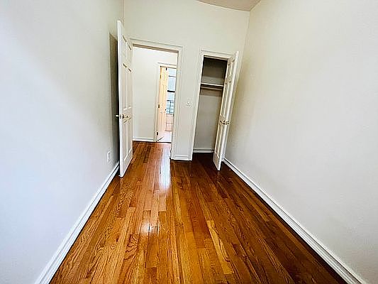 4th image of 1968 Bergen St #2