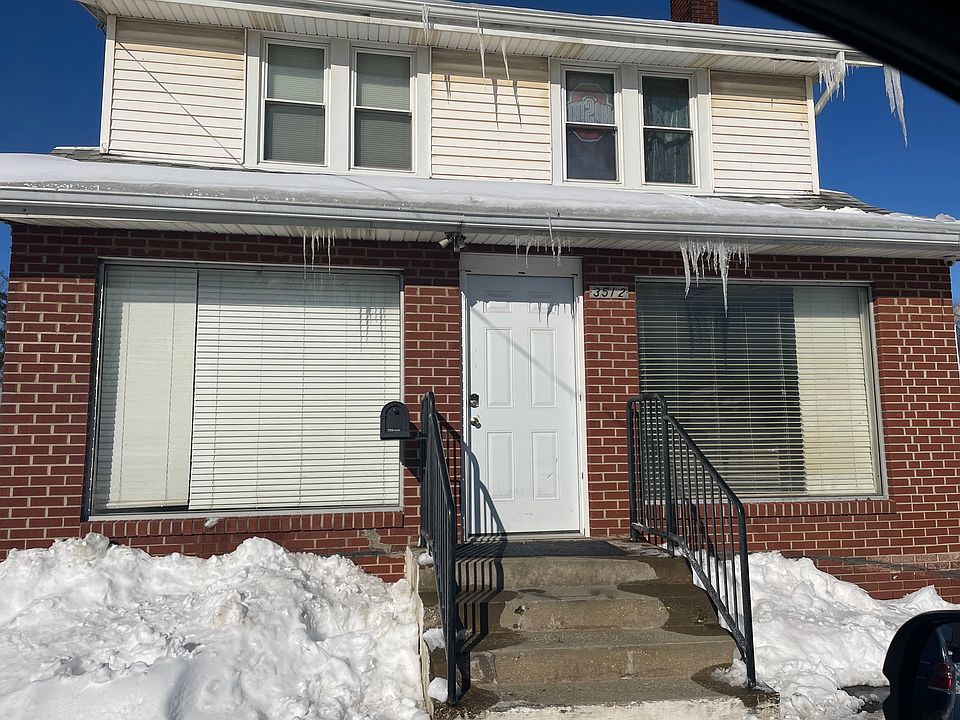 1st image of 3512 Lincoln Way E