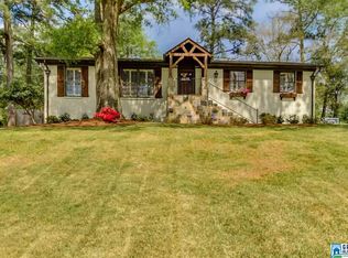 1780 Shades View Ln, Vestavia Hills, AL 35216