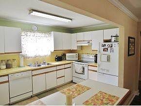 Bright Kitchen