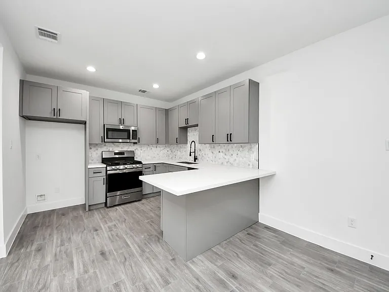 7412 Carver Rd #B — Photo 7