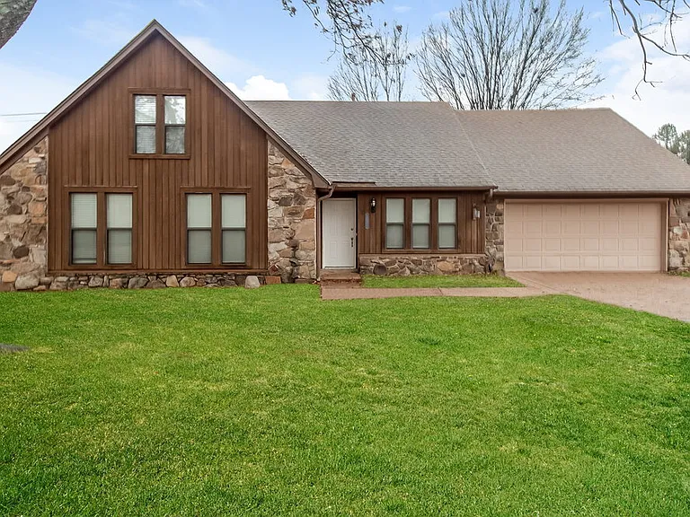 6042 Bartley Rdg — Photo 1