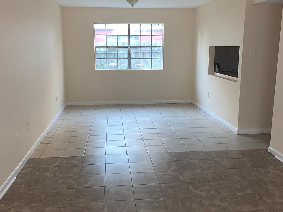 1st image of 6617 Lake Willow Dr APT B