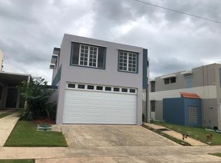 155 Calle Lincoln, Toa Alta, PR 00953