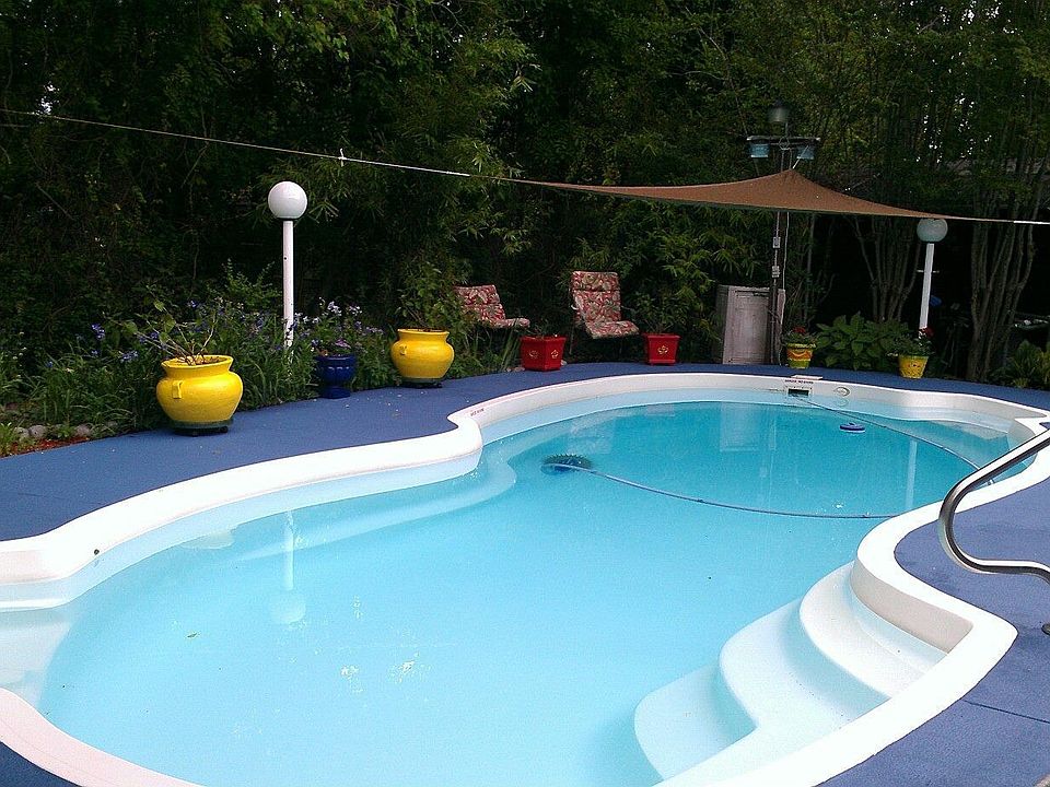 2nd image of 107 Trailway Dr