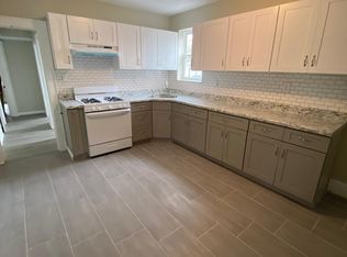 48 Hopkins Pl #B, Irvington, NJ 07111