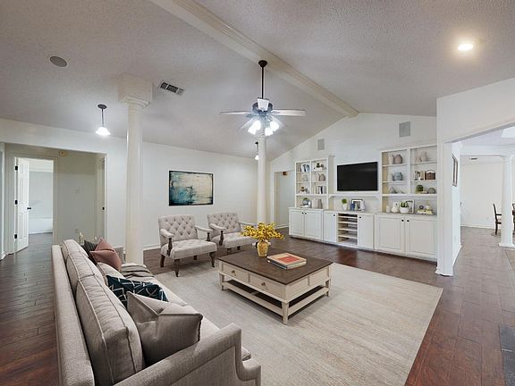 4th image of 605 Lakeridge Cir