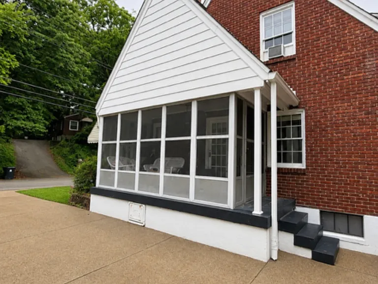 163 N Ewing Ave — Photo 20
